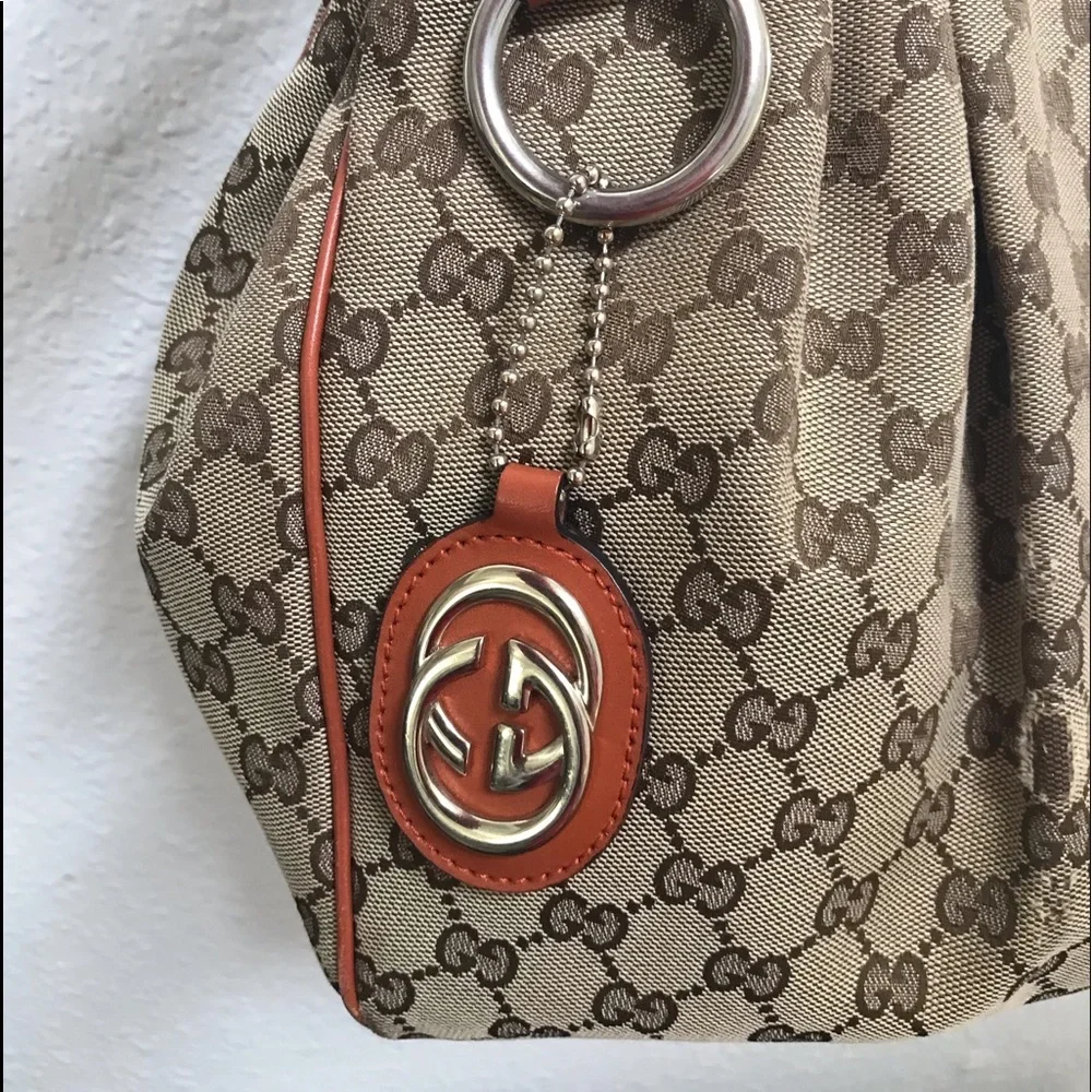 Gucci GG Canvas Tote Bag Beige Monogram w/ Coral Orange Leather Trim & GG Charm - Picture 8 of 8